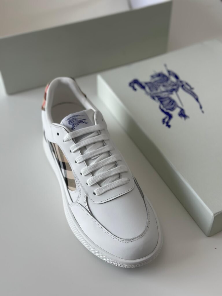 Burberry Sneakers